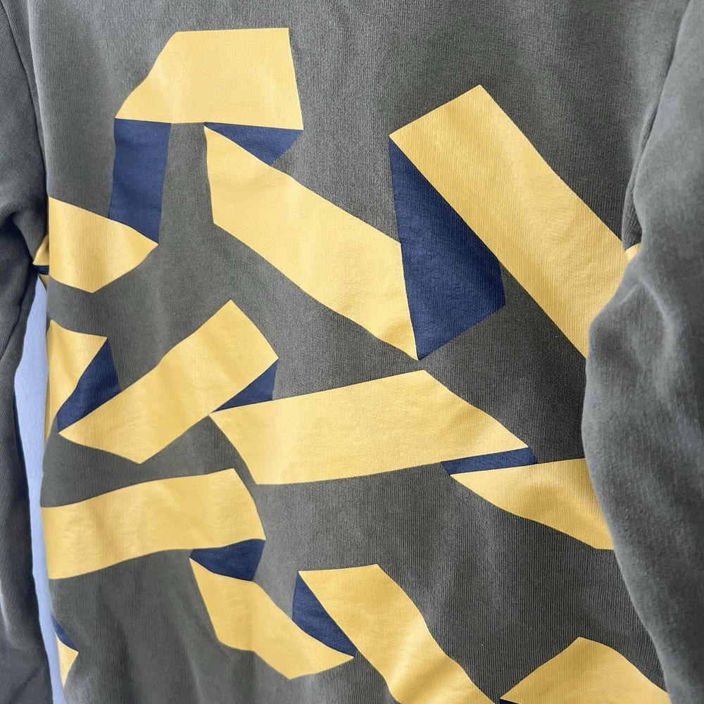 Men's Cos luxury streetwear art sweatshirt. Size Small‎